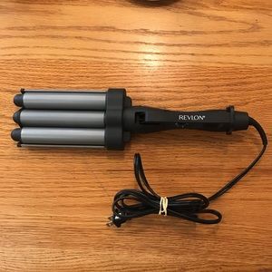 Revlon Triple 3 Barrel Curler Waver